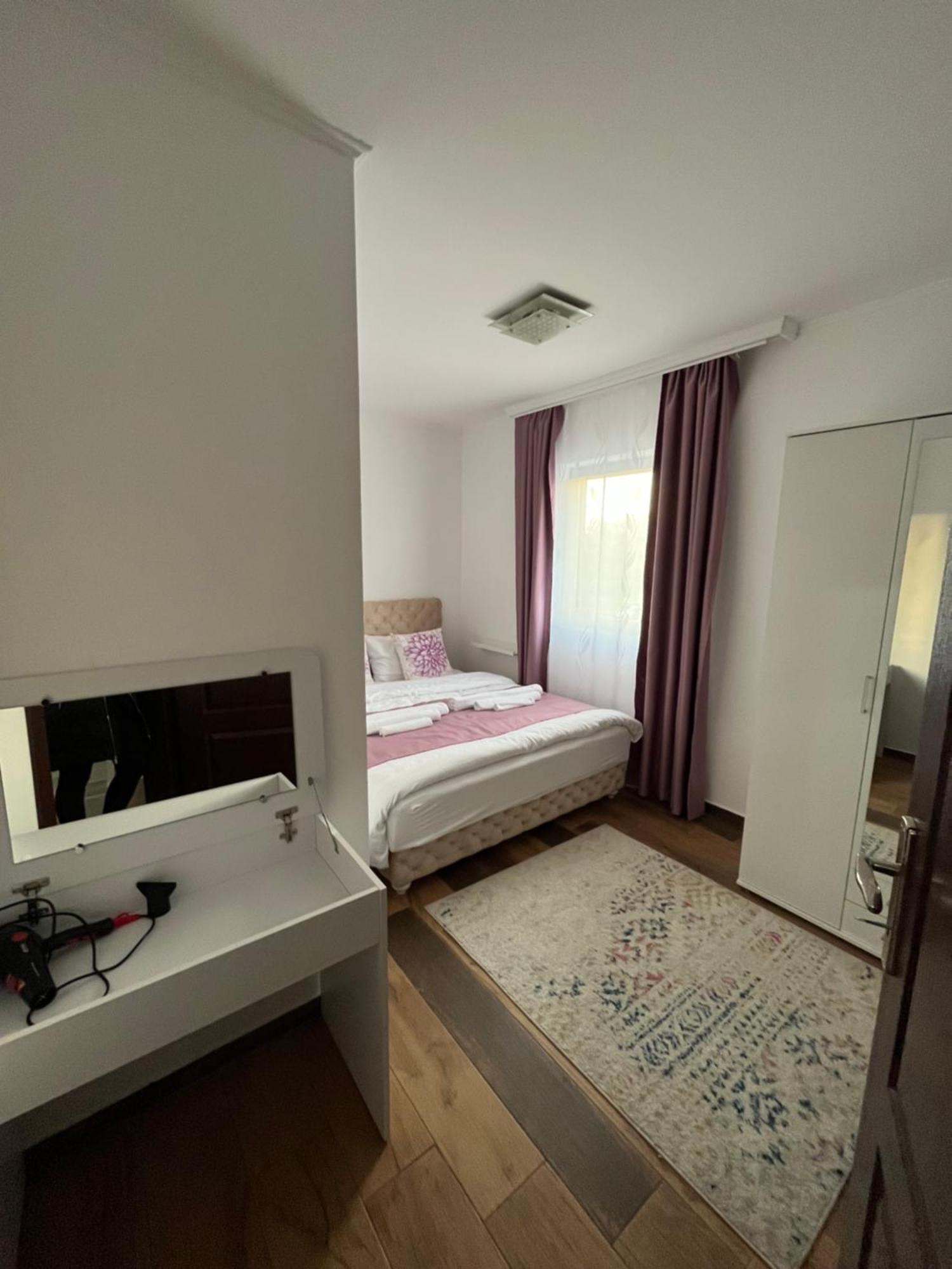Airport Sky Apartments Lux Belgrade Exterior photo